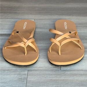 Volcom Women's Strappy Sandals Size 9 Brand New - Found Small Maker on Side